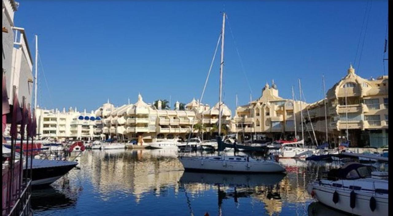 Puerto Marina Family Home בנאלמדנה מראה חיצוני תמונה