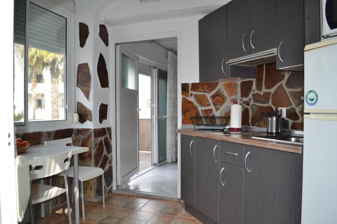 Puerto Marina Family Home בנאלמדנה מראה חיצוני תמונה