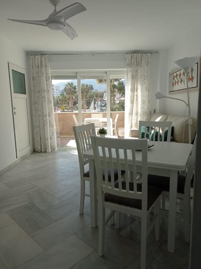 Puerto Marina Family Home בנאלמדנה מראה חיצוני תמונה